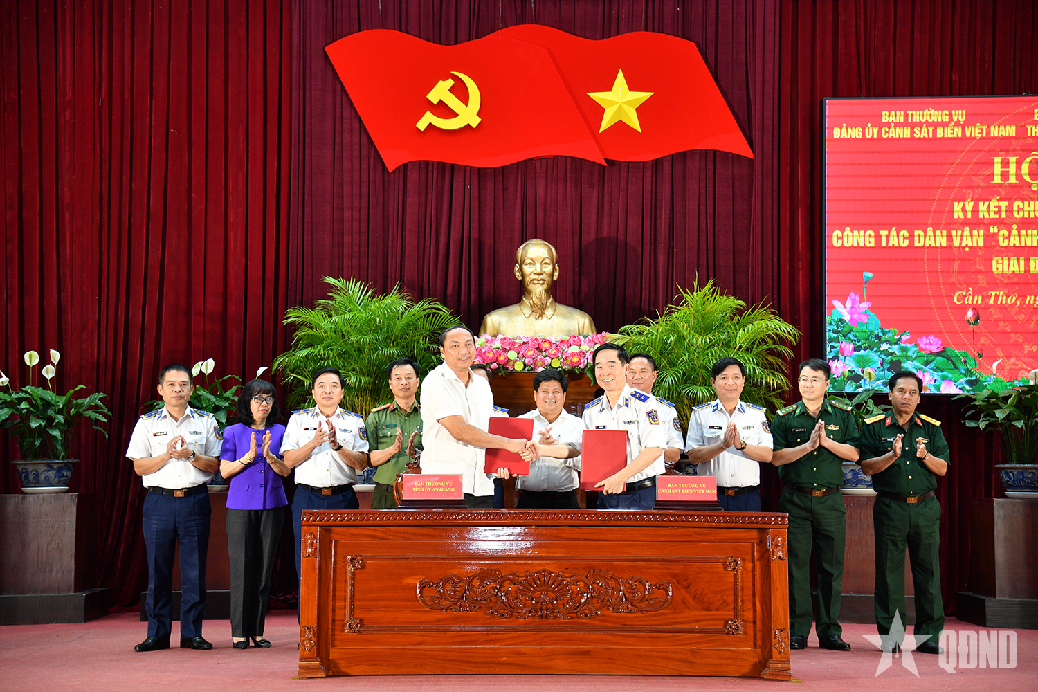 Nâng cấp chương trình Cảnh sát biển đồng hành với ngư dân